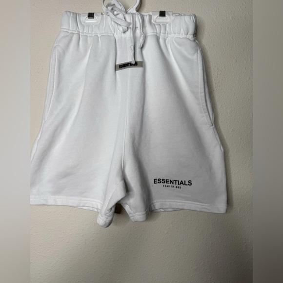 Fear of God Essentials White Athletic Shorts - Picture 2 of 11